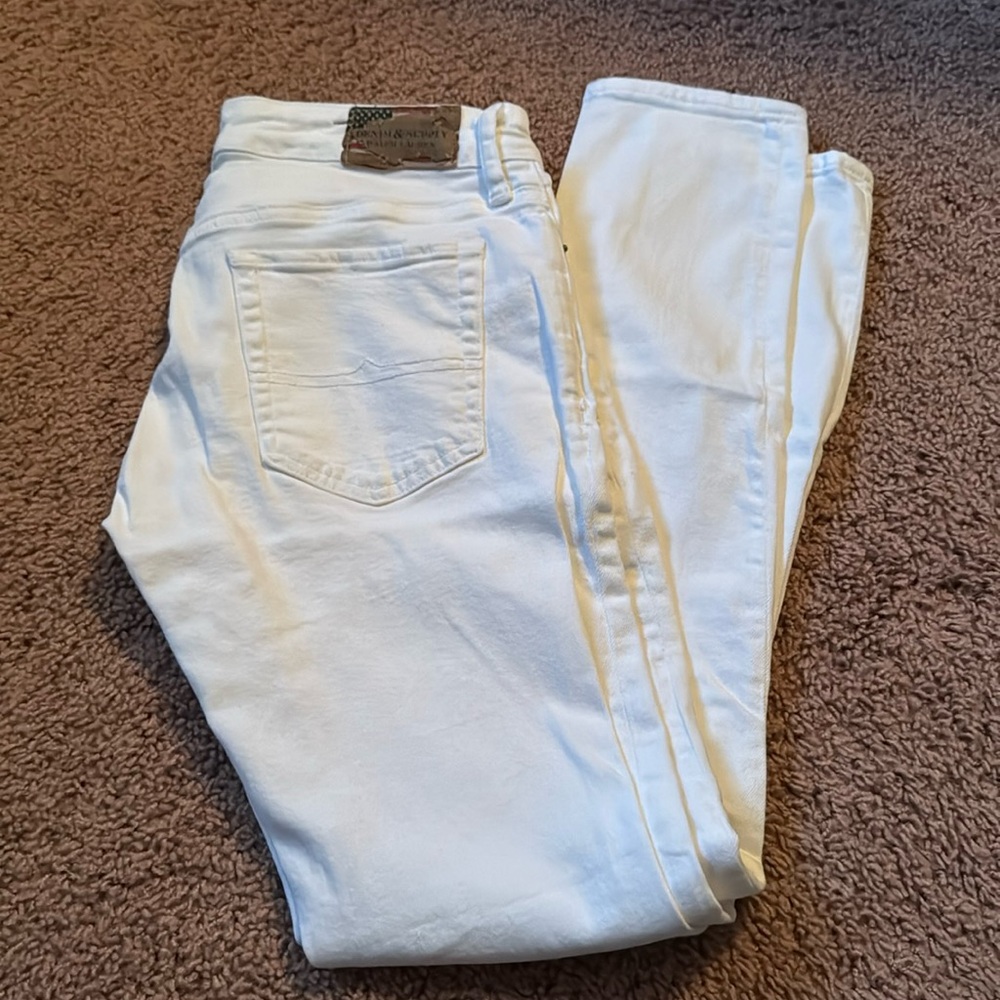 Ralph Lauren white skinny jeans
Size 28-30
28 waist- 30 inseam